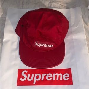 Supreme red hat